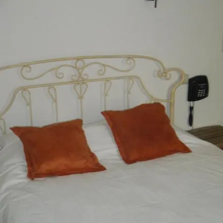 De La Vallee Hotel 2*